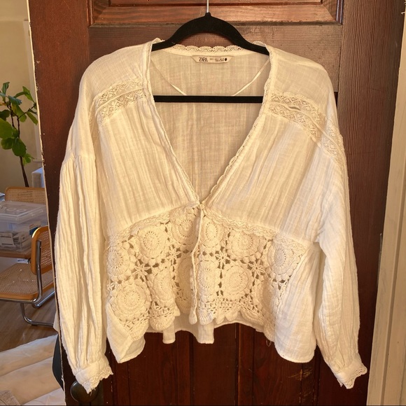 Zara Crochet Top - Picture 2 of 3